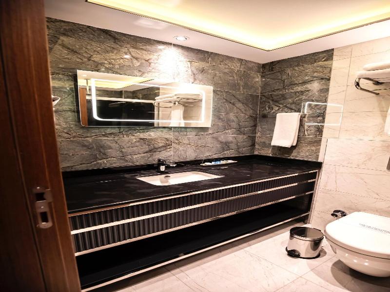 Ozkaya Otel image
