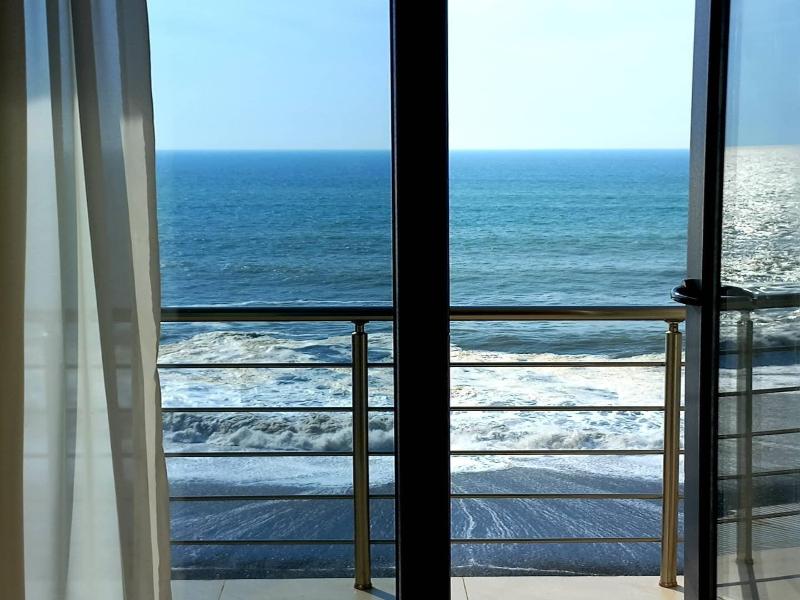 Iveri Beach image