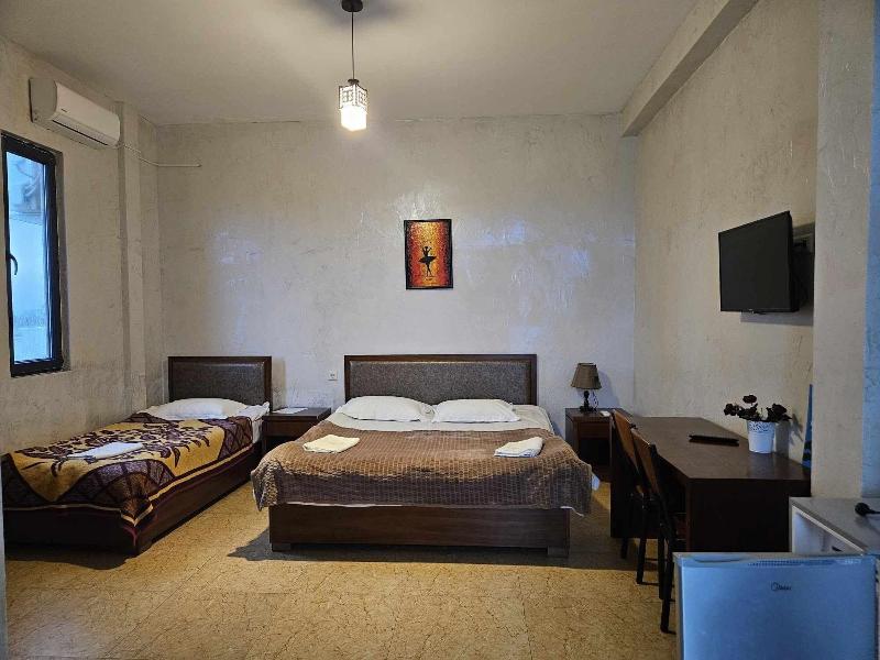Iveri Beach image