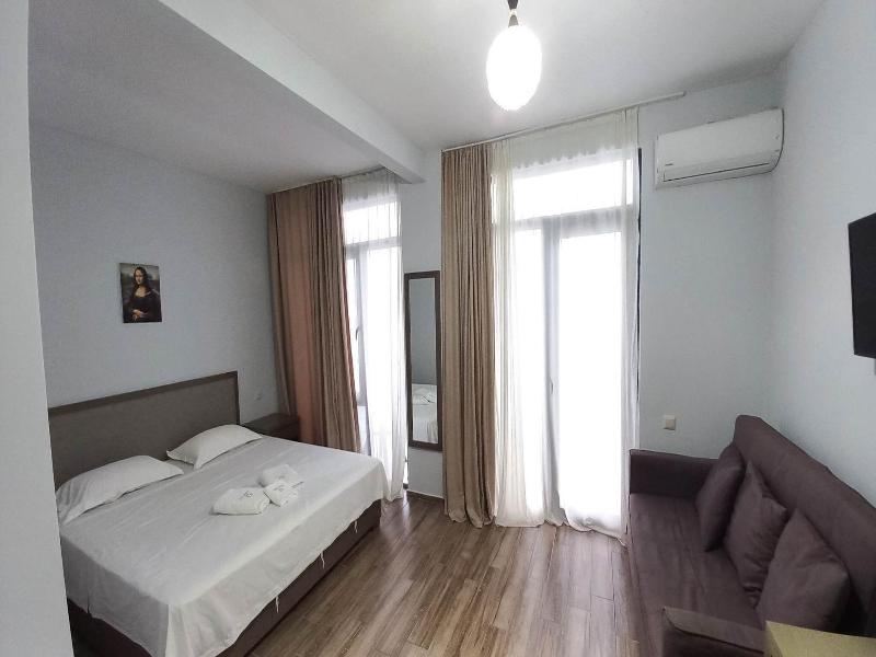 Iveri Beach image