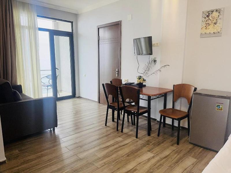Iveri Beach image