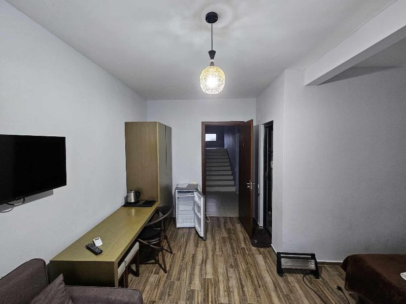 Iveri Beach image