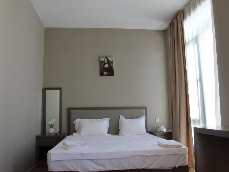 Iveri Beach image