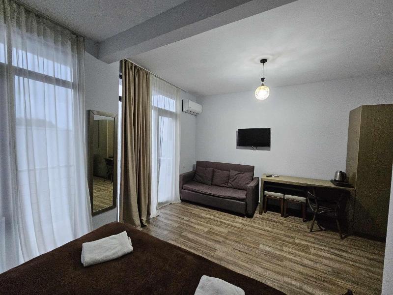 Iveri Beach image