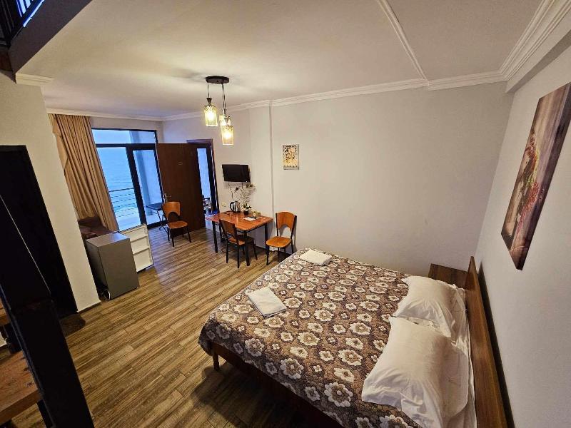 Iveri Beach image