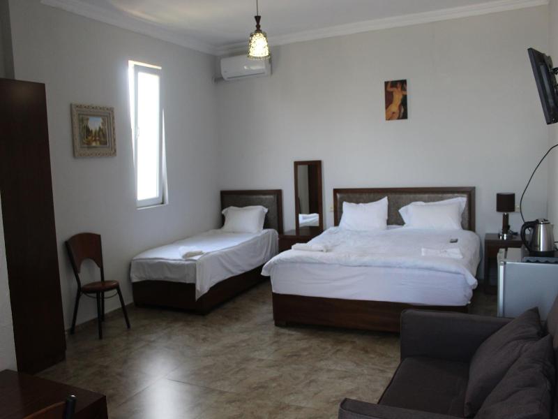Iveri Beach image