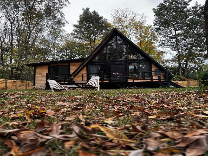 Pentalow Cabin image