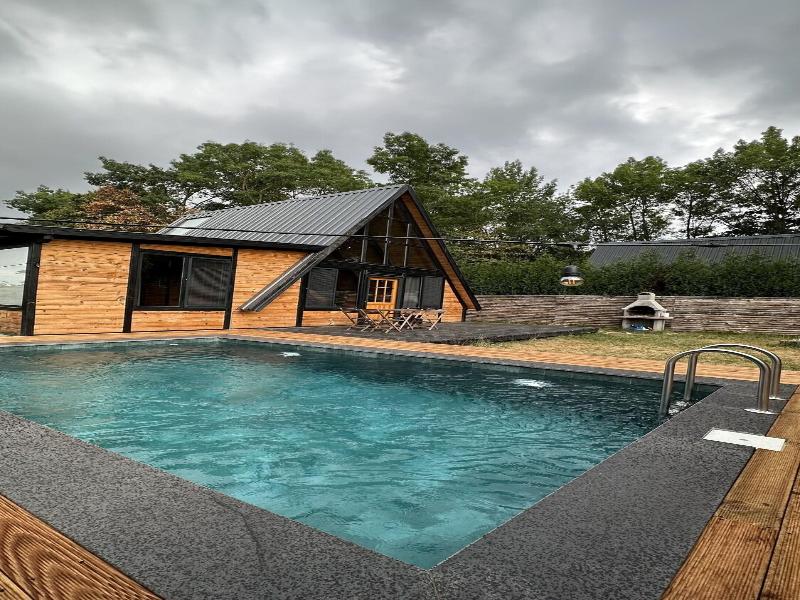 Pentalow Cabin image