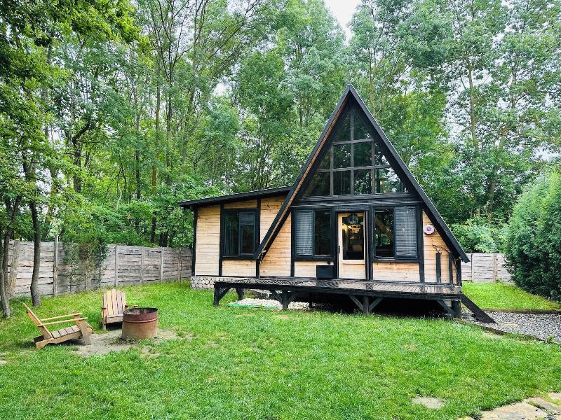 Pentalow Cabin image