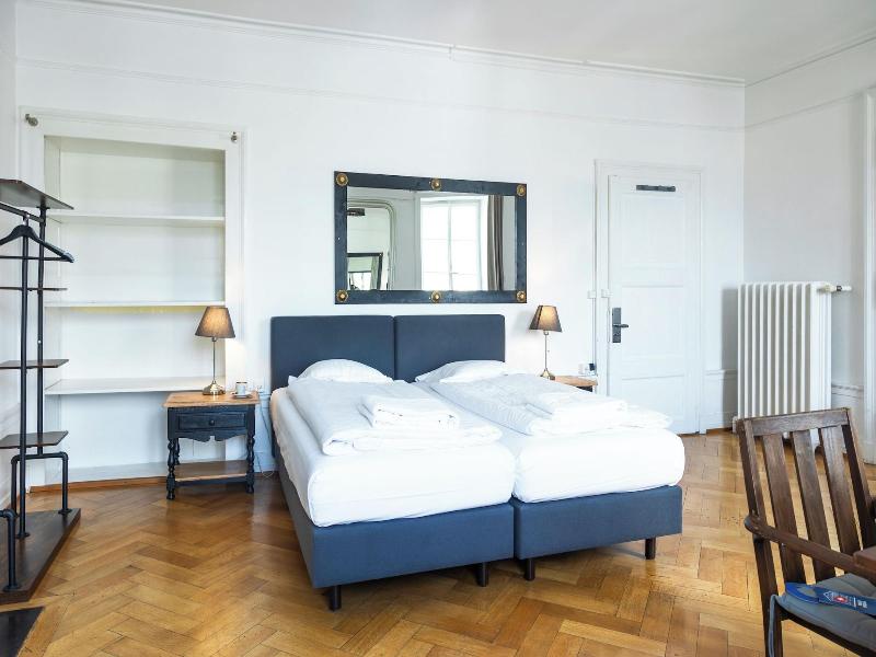 Vevey Hotel & Guesthouse image