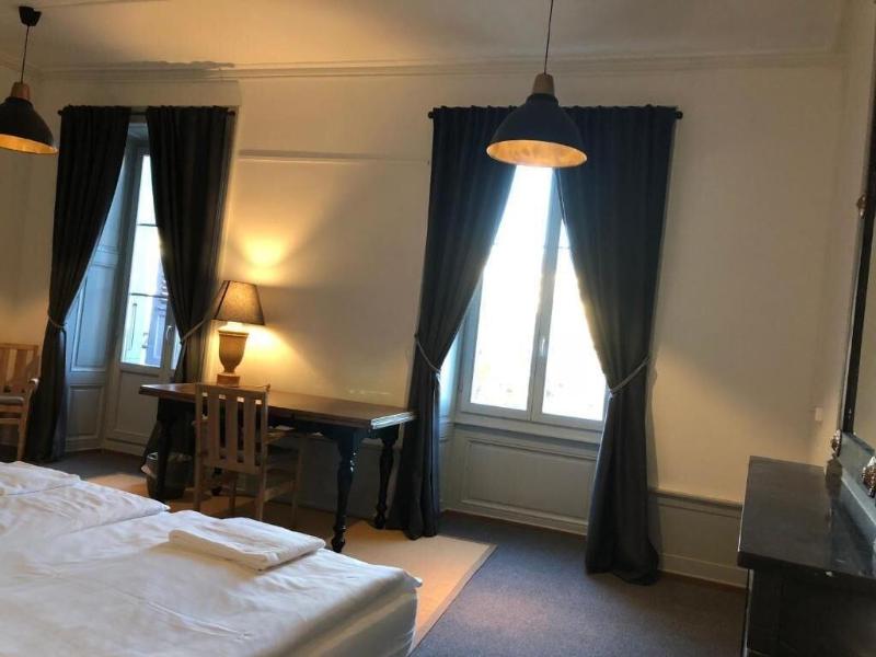 Vevey Hotel & Guesthouse image