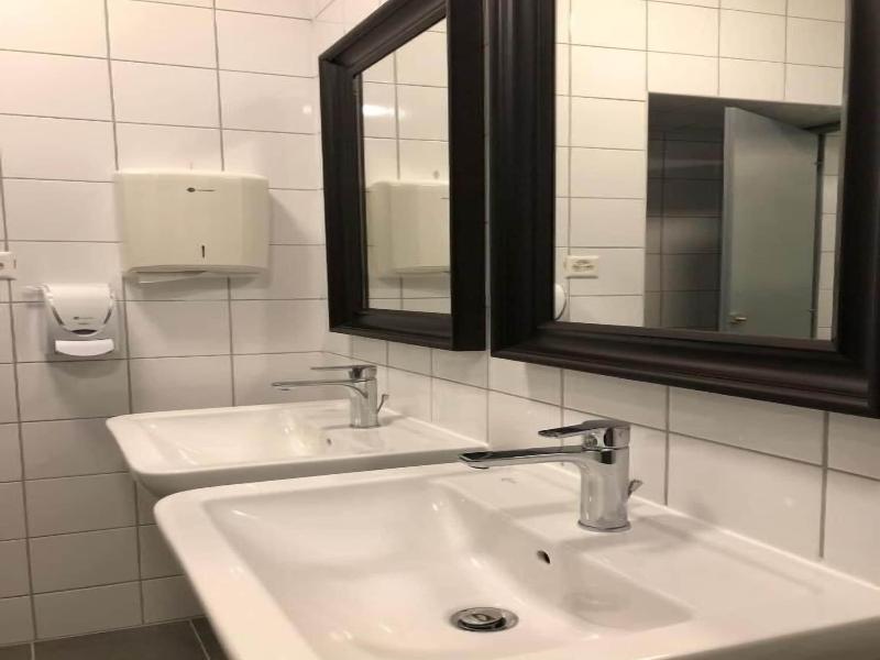 Vevey Hotel & Guesthouse image