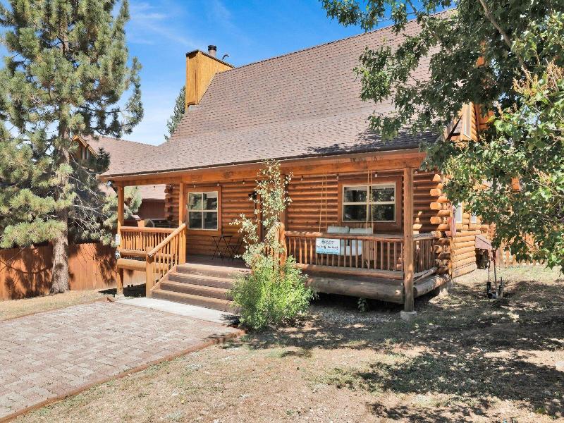 Binky's Mountain Hideaway #2455 image