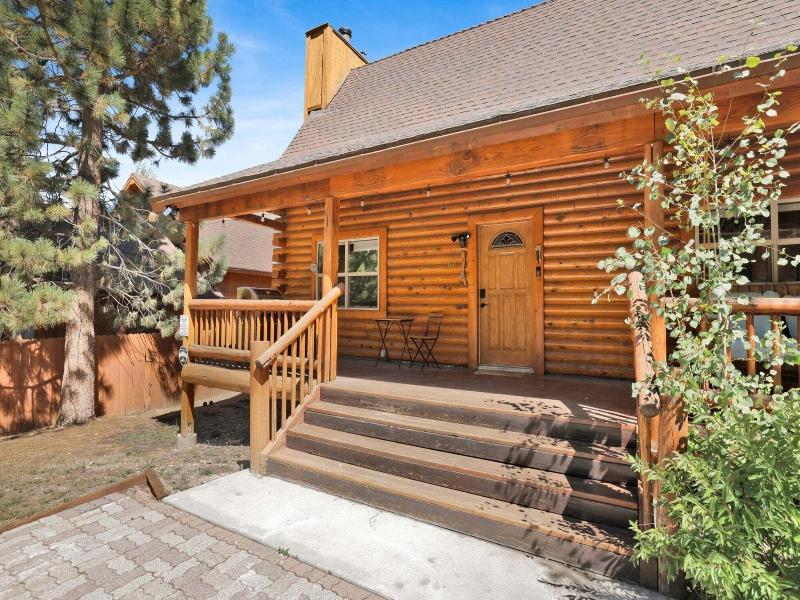 Binky's Mountain Hideaway #2455 image