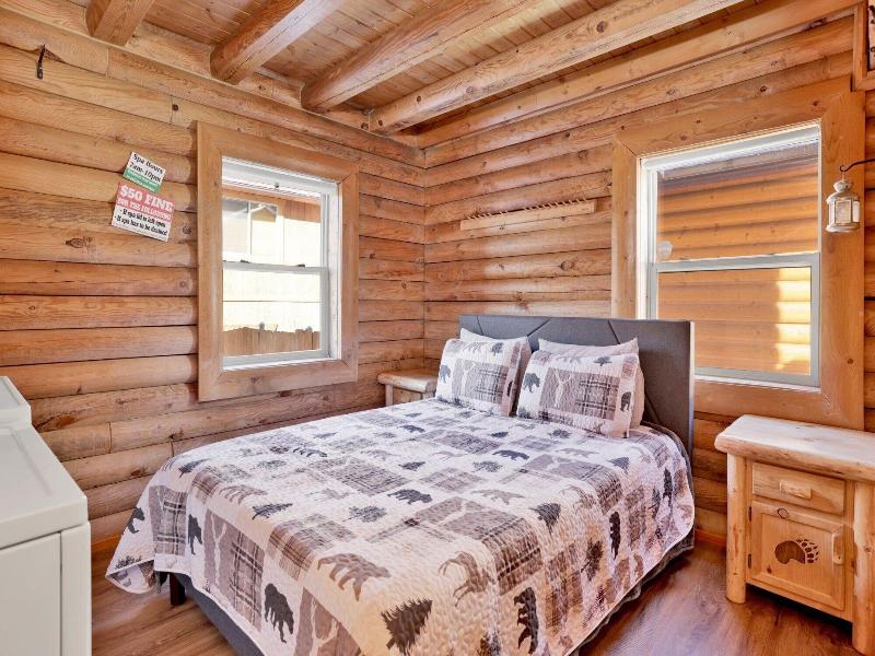 Binky's Mountain Hideaway #2455 image