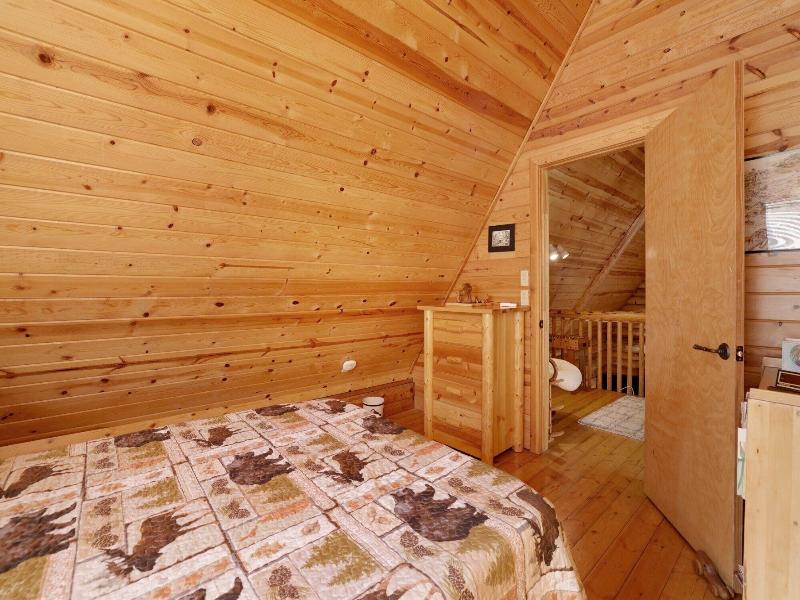 Binky's Mountain Hideaway #2455 image