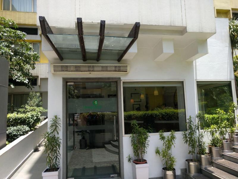 Lemon Tree Hotel, Udyog Vihar image