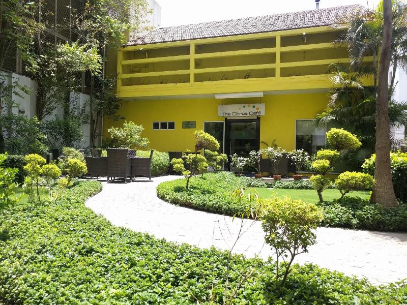 Lemon Tree Hotel, Udyog Vihar image