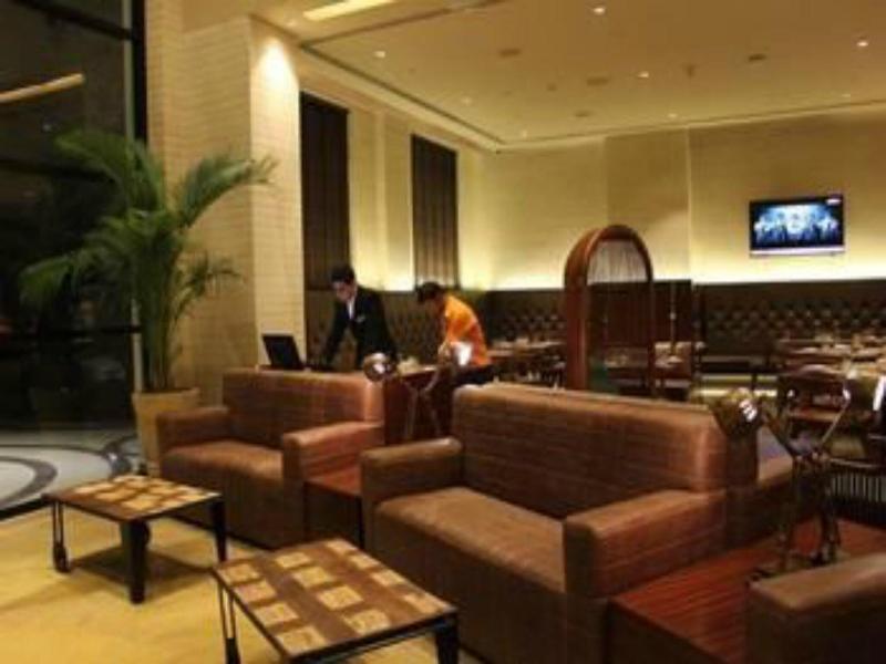 Lemon Tree Premier City Center Gurugram image