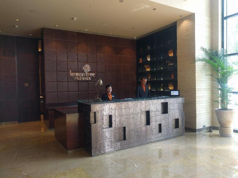 Lemon Tree Premier City Center Gurugram image