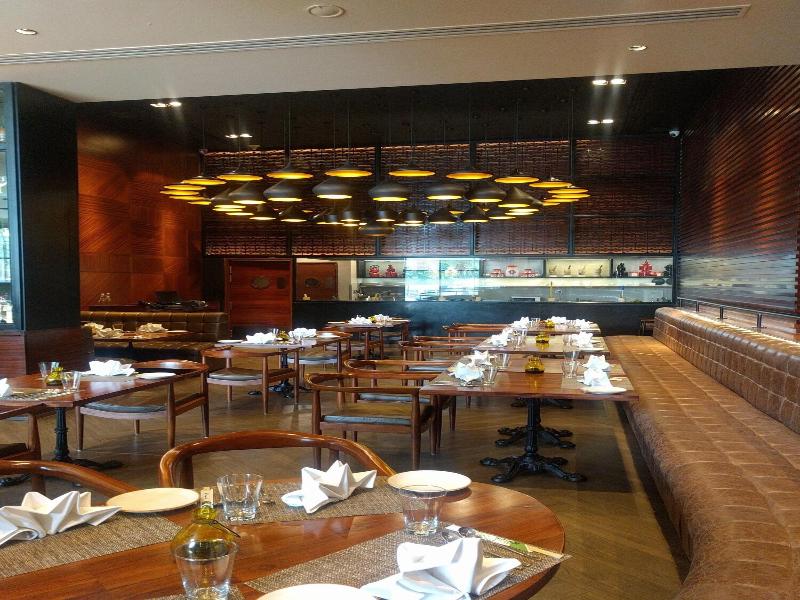 Lemon Tree Premier City Center Gurugram image