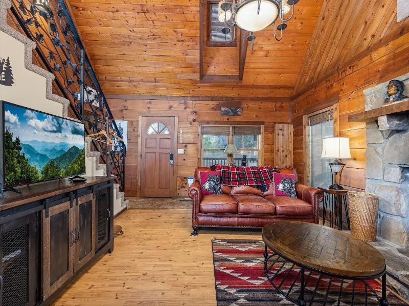 Cherokee Winds 2 Bedroom Cabin By Redawning — photo 39