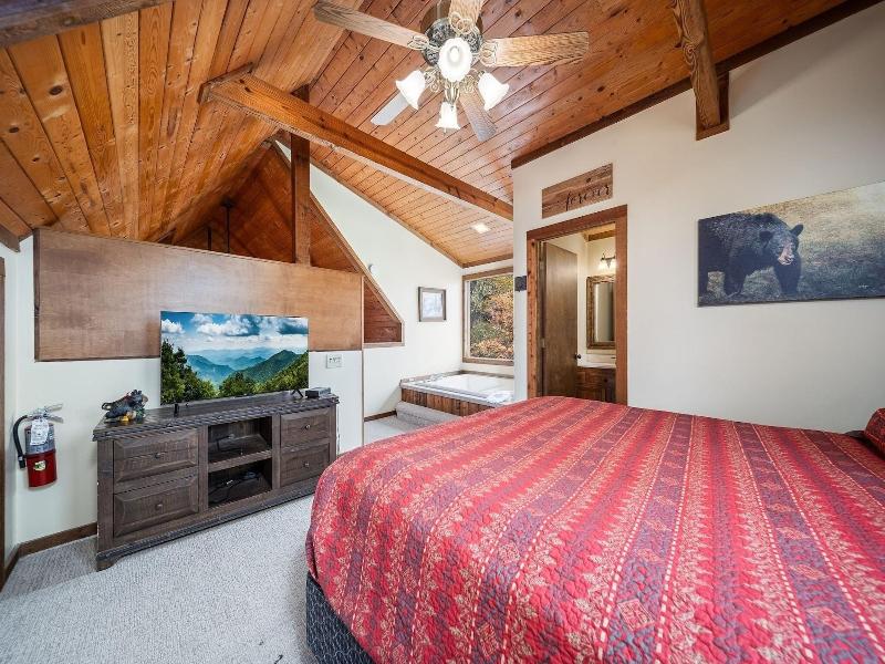 Cherokee Winds 2 Bedroom Cabin By Redawning — photo 20