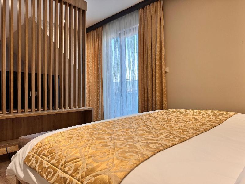 Inn Port Hotel image