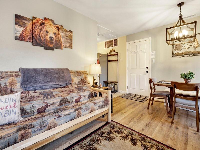 Beary Cozy Cabin #2315 image