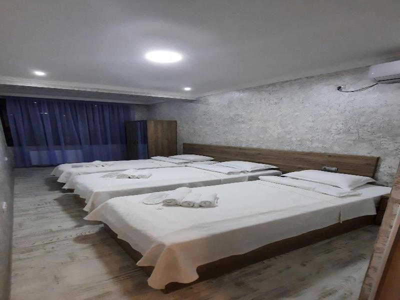 Inaisi Hotel image