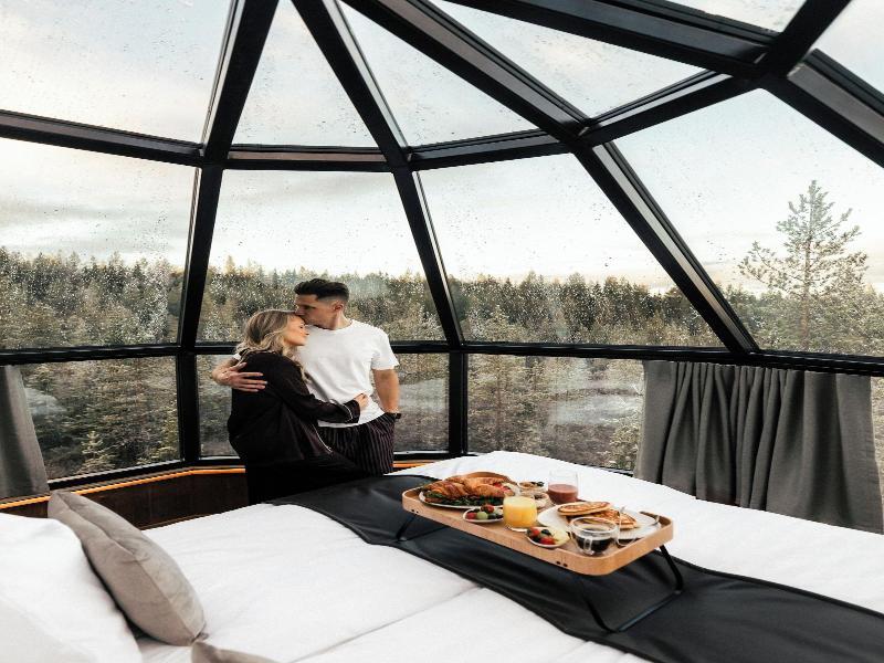 Skyview Igloo Resort image