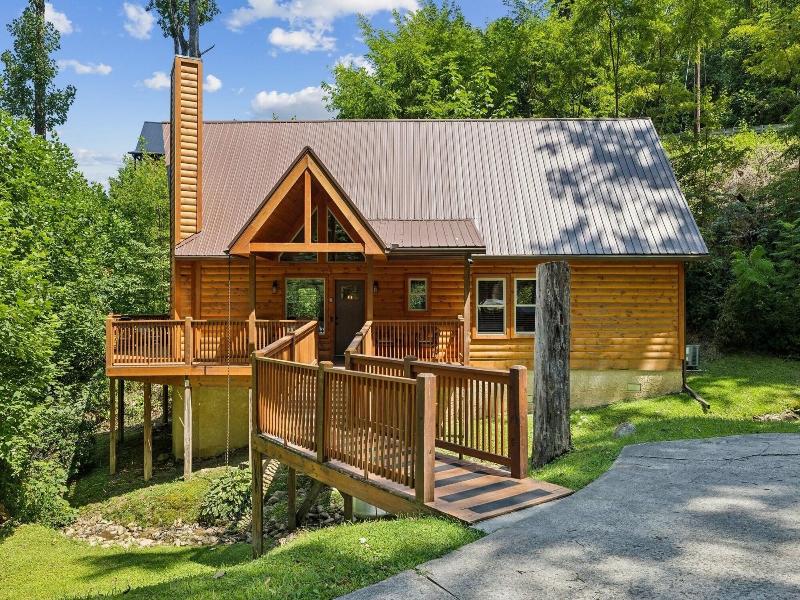 Creekside Manor 3 Bedroom Cabin By Redawning