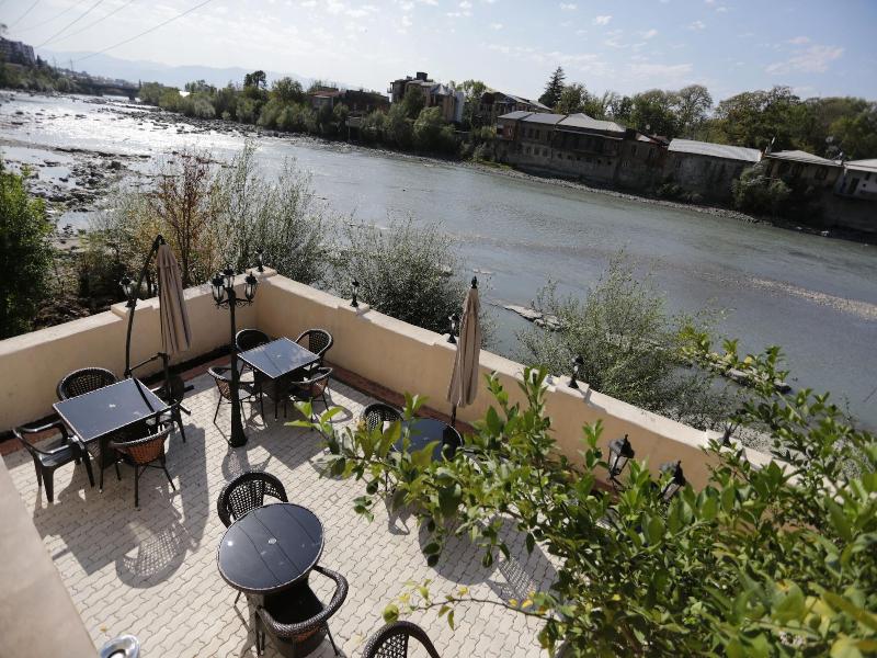 Hotel Sanapiro image