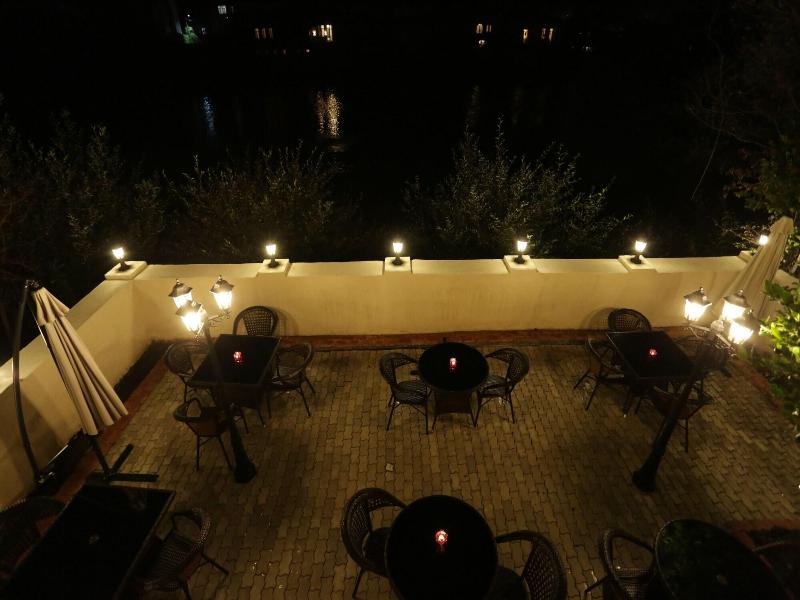 Hotel Sanapiro image