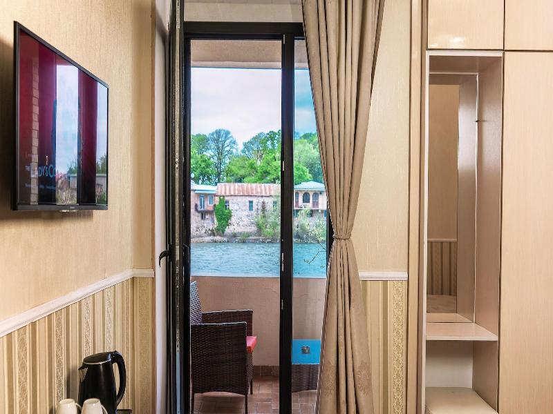 Hotel Sanapiro image