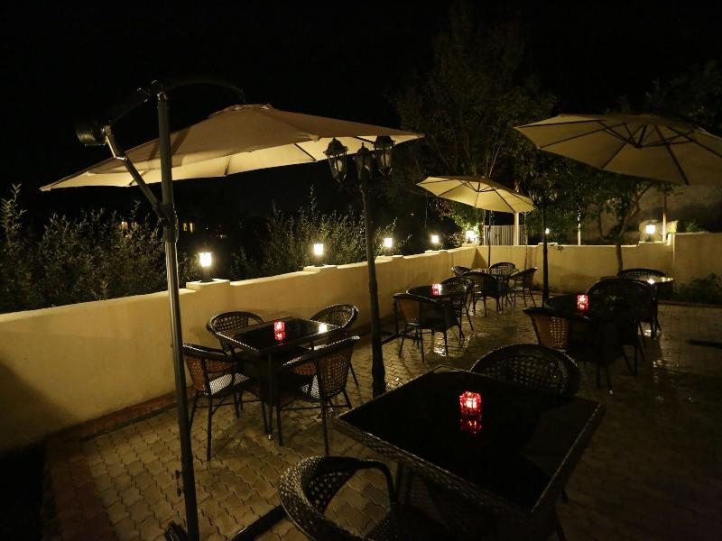 Hotel Sanapiro image