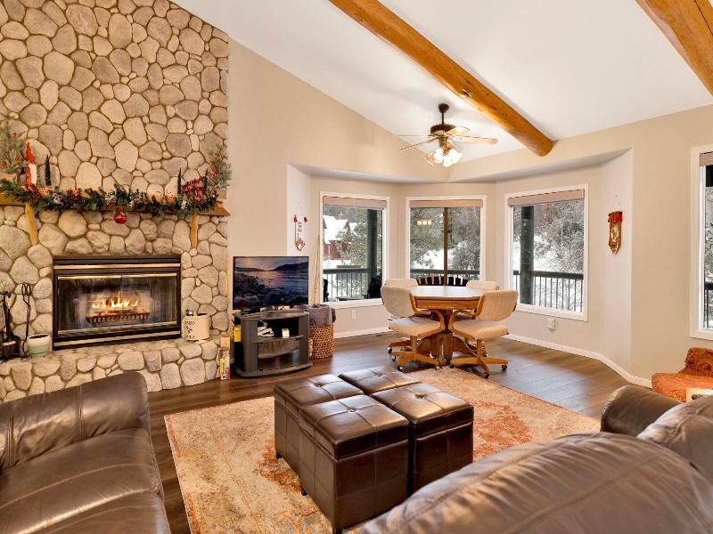 Castle Glen Gem #2220 image