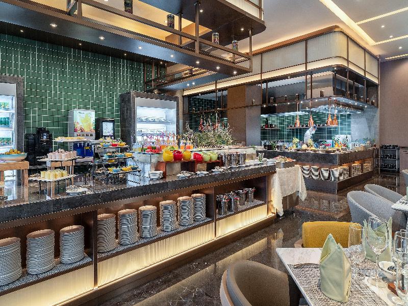 Holiday Inn Shaoguan Shaozhou City by IHG image