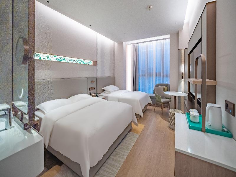 Holiday Inn Shaoguan Shaozhou City by IHG image