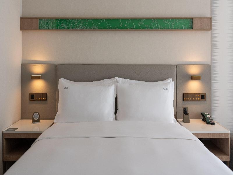 Holiday Inn Shaoguan Shaozhou City by IHG image
