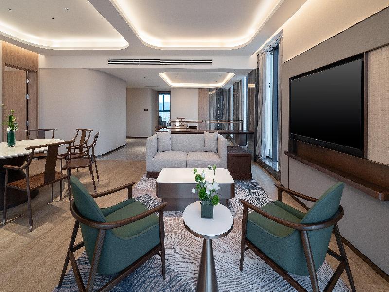 Holiday Inn Shaoguan Shaozhou City by IHG image