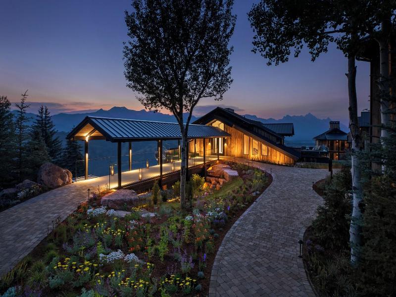 Hotel Yellowstone At Jackson Hole image