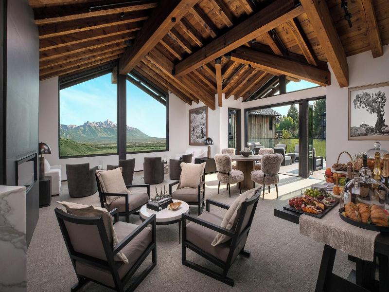 Hotel Yellowstone At Jackson Hole image
