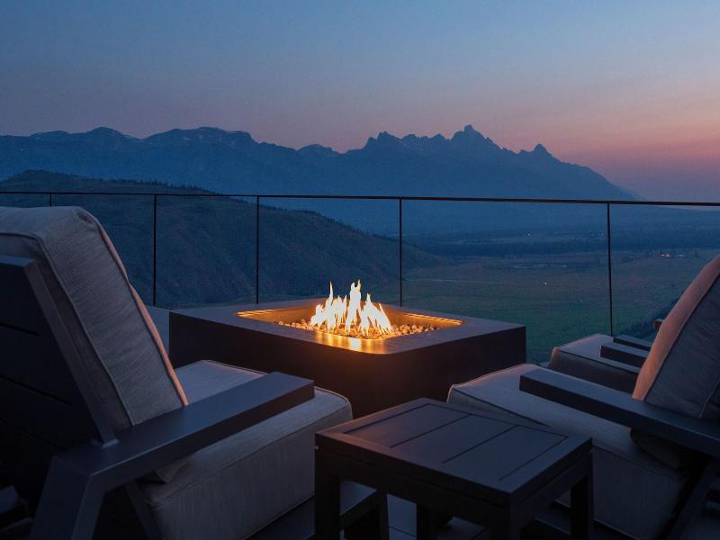 Hotel Yellowstone At Jackson Hole image
