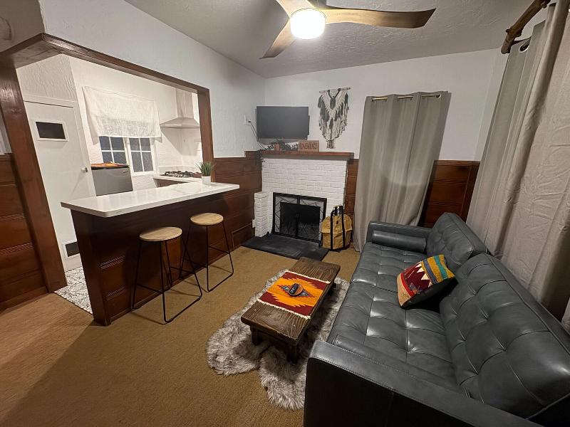 Three Pines Cabins Lodge image