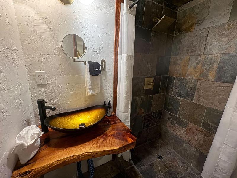 Three Pines Cabins Lodge image