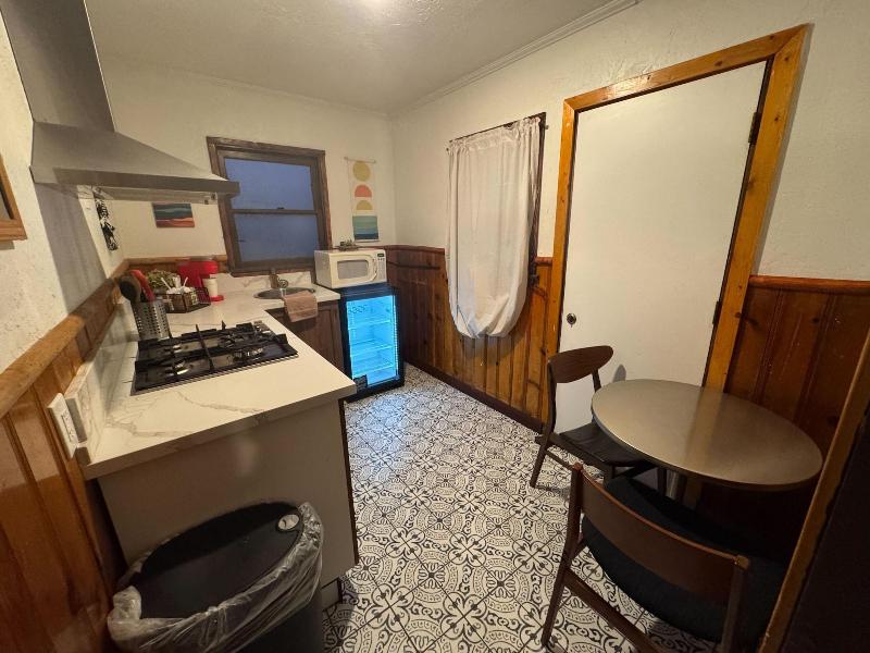 Three Pines Cabins Lodge image