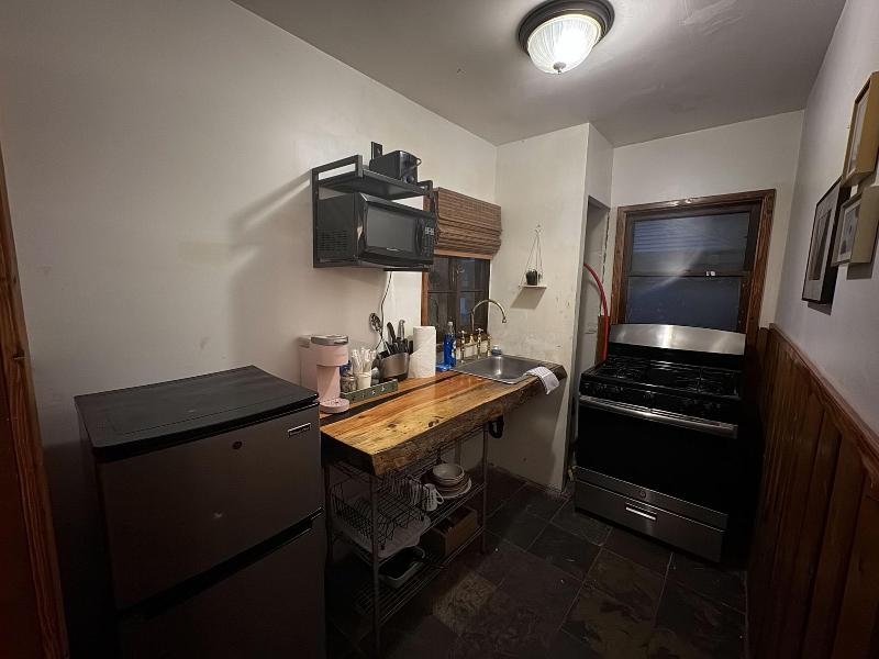 Three Pines Cabins Lodge image
