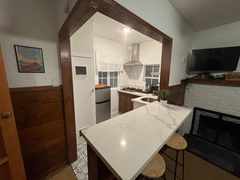 Three Pines Cabins Lodge image