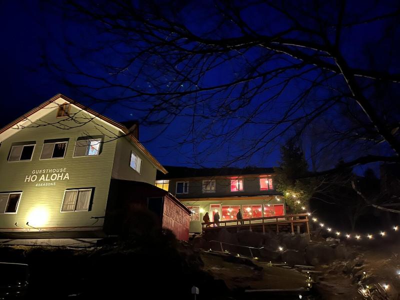 Guesthouse Hoaloha 4 Seasons image
